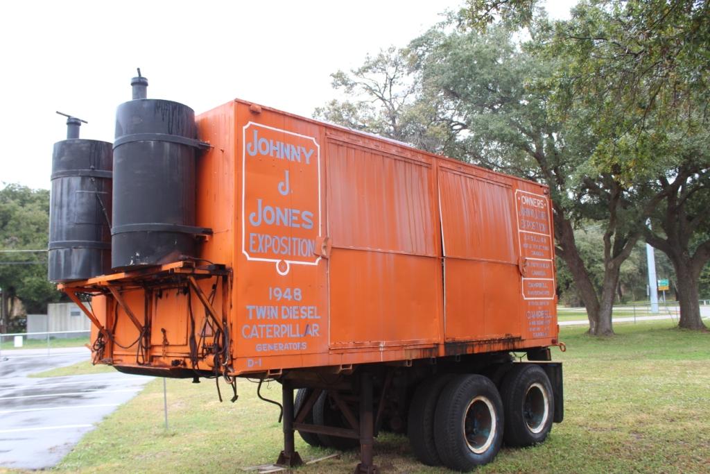 alt="1948 Johnny J. Jones Shows Carnival Generator Wagon"